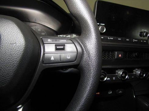 Certified 2025 Honda CR-V LX image 6