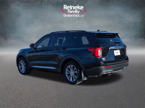 Used 2020 Ford Explorer XLT w/ Equipment Group 202A image 8