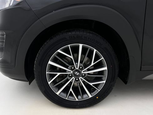 Used 2019 Hyundai Tucson SEL image 25