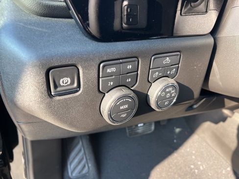 New 2026 Chevrolet Silverado 1500 RST w/ Z71 Off-Road Package image 19