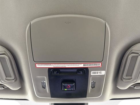 Certified 2023 Toyota Camry SE image 6