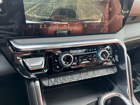 New 2026 GMC Sierra 2500 Denali Ultimate image 25