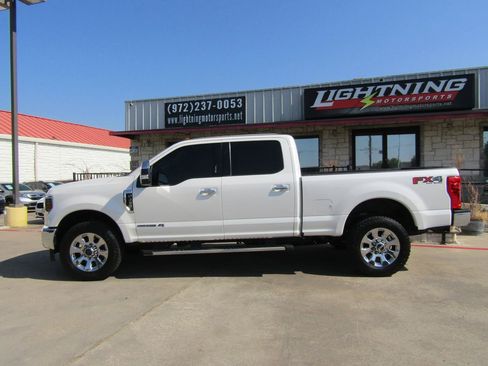 Used 2019 Ford F250 Lariat w/ Chrome Package AWD/4WD image 2
