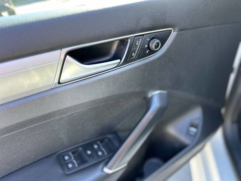 Used 2016 Volkswagen Passat 1.8T S image 10