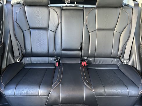 Used 2018 Subaru Crosstrek 2.0i Limited AWD/4WD image 16
