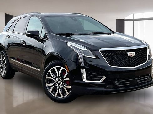 New 2026 Cadillac XT5 Sportv w/ LPO, Floor Liner Package AWD/4WD image 2