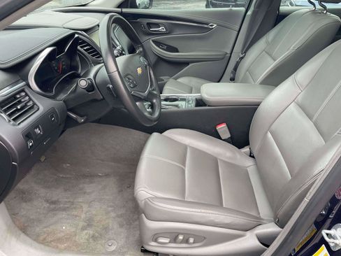 Used 2019 Chevrolet Impala LT image 5