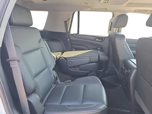 Used 2018 GMC Yukon SLT w/ Premium Edition AWD/4WD image 28