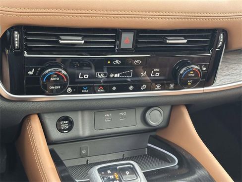 New 2026 Nissan Rogue Platinum w/ Platinum Premium Package image 22