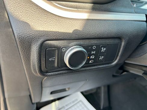 Certified 2021 Ford Explorer XLT image 19