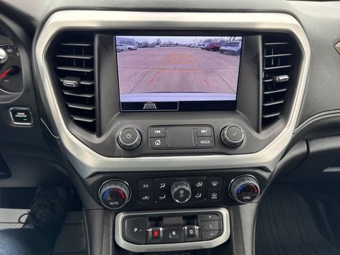 Used 2023 GMC Acadia SLE w/ Driver Convenience Package image 18