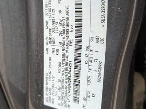 Used 2024 Ford Ranger XLT w/ Trailer Tow Package RWD image 18