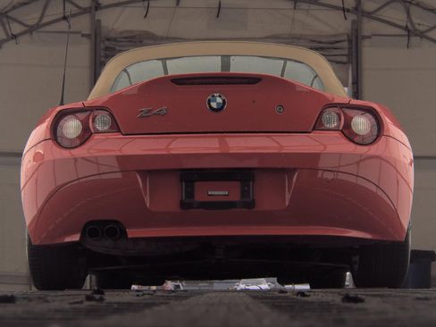 Used 2005 BMW Z4 2.5i image 7