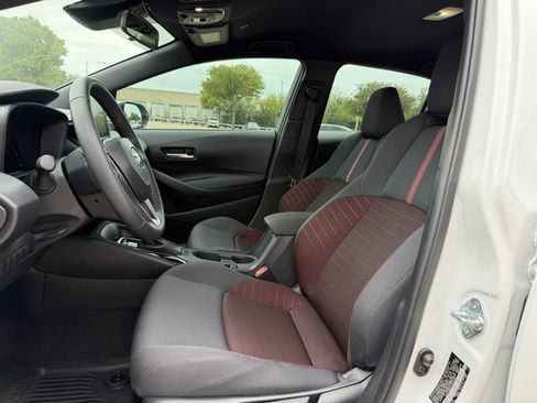 Used 2026 Toyota Corolla SE FWD image 24