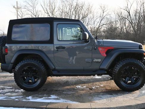 Used 2020 Jeep Wrangler Sport image 4