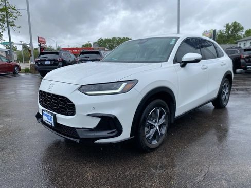 Used 2025 Honda HR-V EX-L image 3