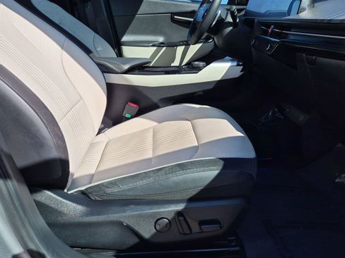 Used 2023 Kia EV6 GT-Line w/ GT-Line White Seat Package RWD image 9