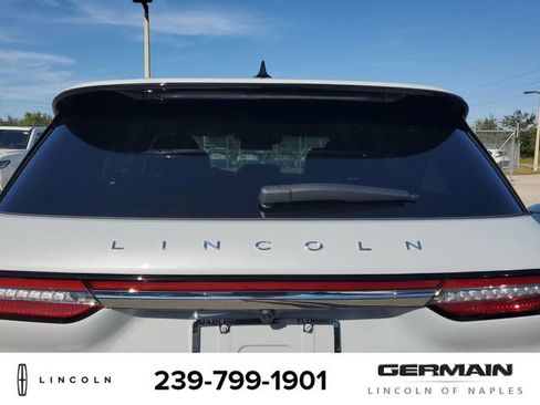 New 2026 Lincoln Corsair Premiere image 16