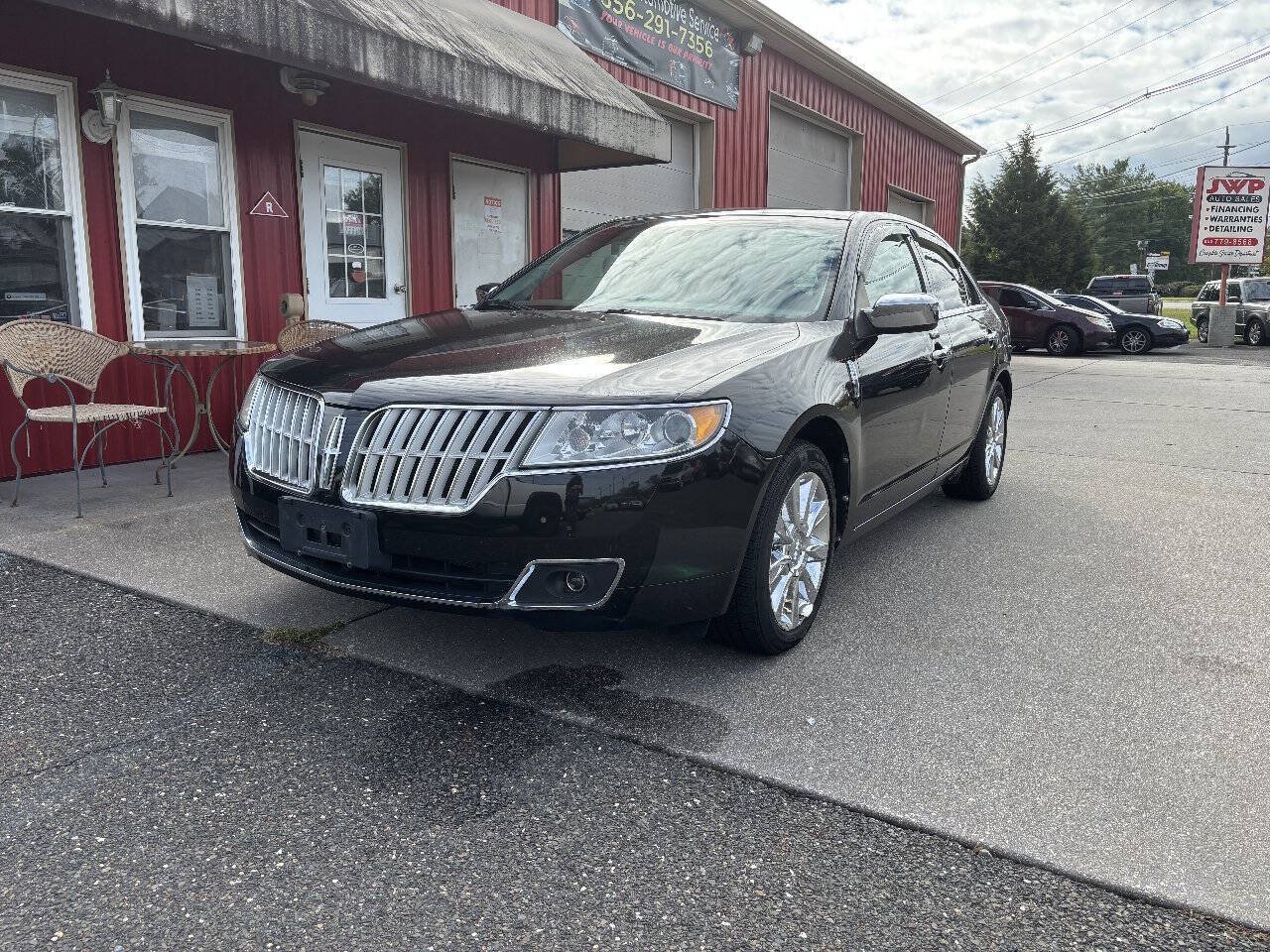 Used 2012 Lincoln MKZ AWD image 2