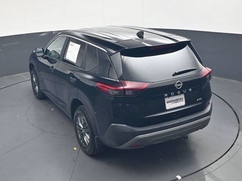 Used 2023 Nissan Rogue S AWD/4WD image 26