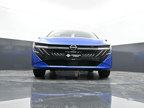 New 2026 Nissan Sentra SR w/ SR Premium Package FWD image 24