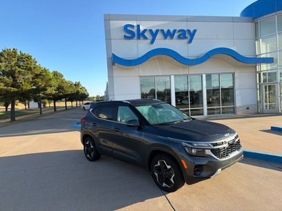 Used 2024 Kia Seltos EX
