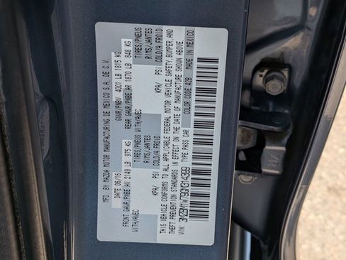 Used 2016 MAZDA MAZDA3 i Touring w/ Popular Equipment Package FWD image 15