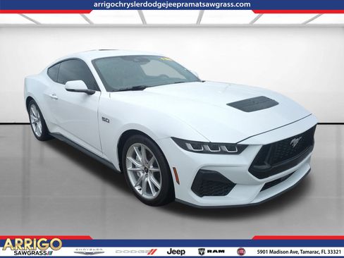 Used 2024 Ford Mustang GT Premium image 1