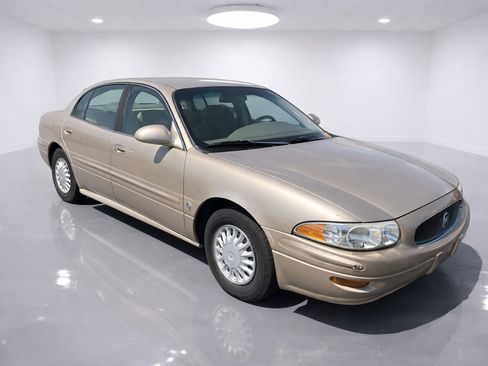 Used 2005 Buick Le Sabre Custom image 1
