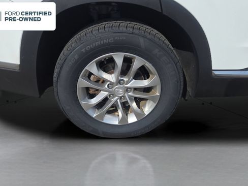 Used 2019 Hyundai Santa Fe SE AWD/4WD image 30