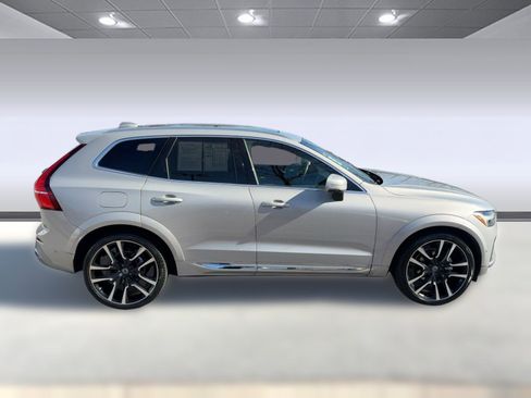 Certified 2023 Volvo XC60 B5 Ultimate w/ Protection Package Premier image 8