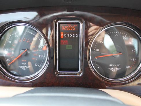 Used 2003 Bentley Arnage T image 6