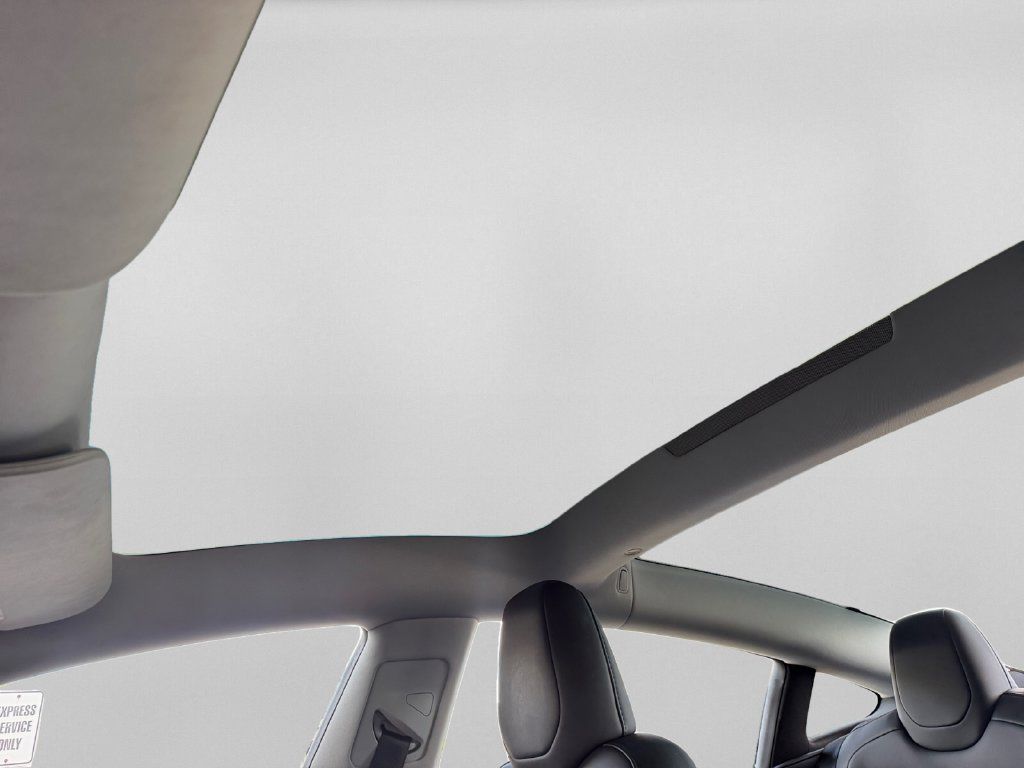 Used 2025 Tesla Model 3 Long Range RWD image 13