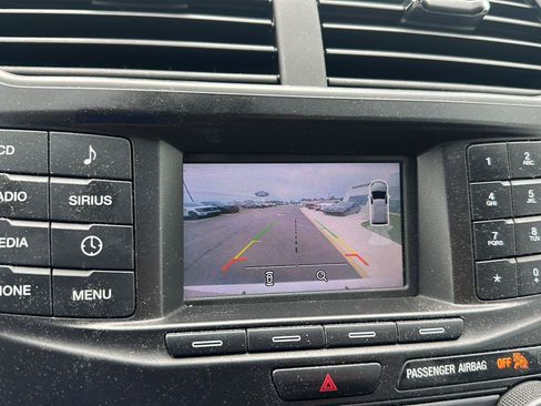 Used 2017 Ford Explorer XLT AWD/4WD image 19