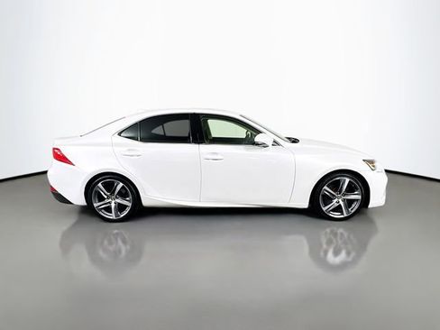 Used 2018 Lexus IS 300 AWD w/ Comfort Package image 9