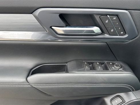 New 2026 GMC Terrain Elevation w/ Elevation Premium Package image 11