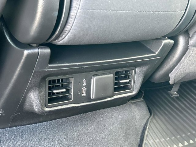 Used 2025 Chevrolet Silverado 2500 LT w/ Convenience Package AWD/4WD image 19