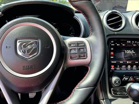 Used 2017 Dodge Viper GTC w/ GTS Interior Package RWD image 11