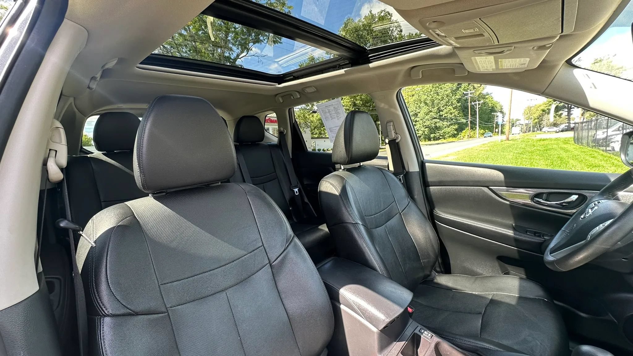 Used 2016 Nissan Rogue SL w/ SL Premium Package AWD/4WD image 39