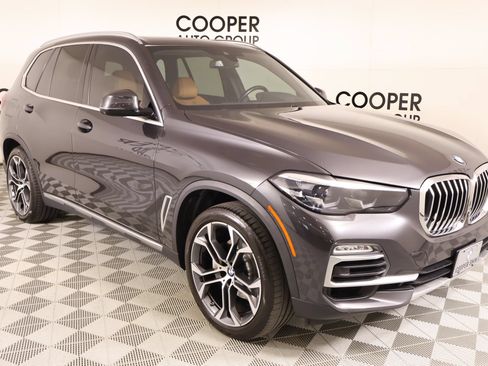 Used 2021 BMW X5 sDrive40i w/ Premium Package 3 RWD image 1