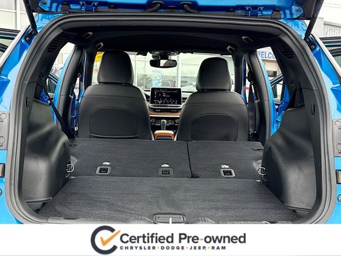 Used 2025 Jeep Compass Limited image 7