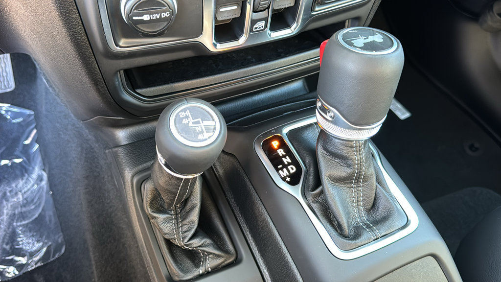 New 2027 Jeep Wrangler Unlimited Sahara AWD/4WD image 25