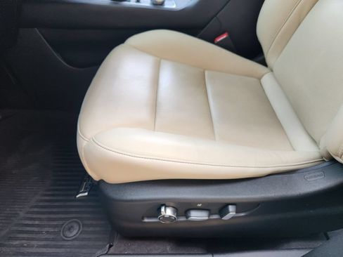 Used 2023 Cadillac XT4 Sport FWD image 24