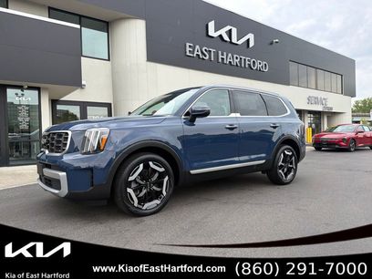 Used 2023 Kia Telluride S w/ S Sunroof Package