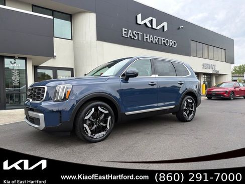 Used 2023 Kia Telluride S w/ S Sunroof Package AWD/4WD image 1