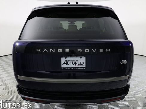 Used 2023 Land Rover Range Rover Long Wheelbase SE image 6