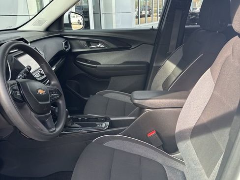Used 2023 Chevrolet TrailBlazer LT image 7