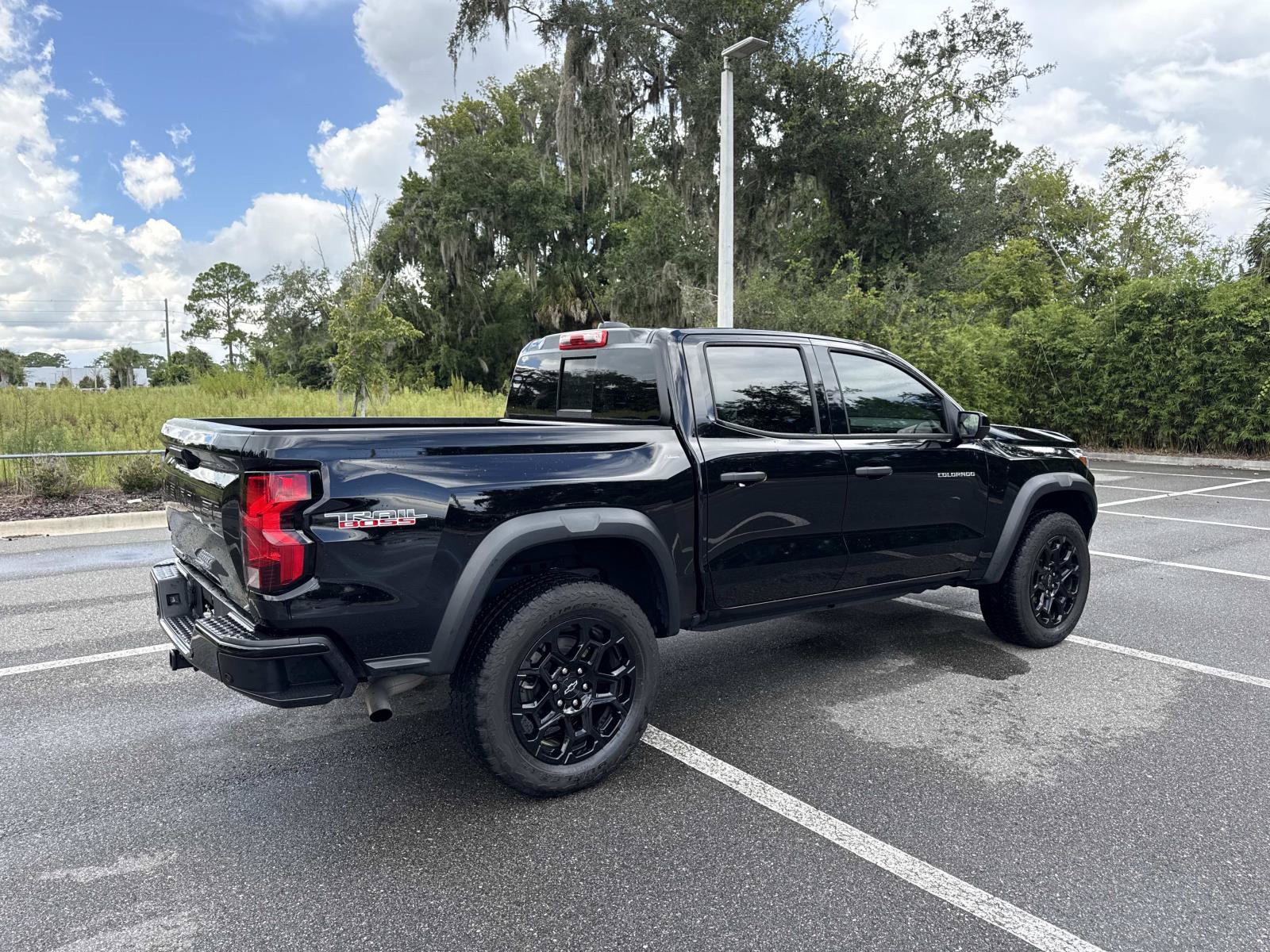 Used 2026 Chevrolet Colorado Trail Boss AWD/4WD image 3