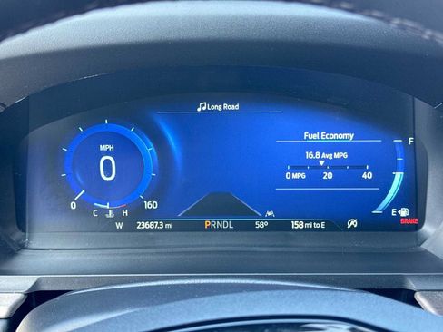 Used 2023 Ford Explorer Platinum w/ Technology Package AWD/4WD image 34
