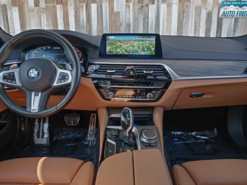Used 2020 BMW M550i xDrive AWD/4WD image 16